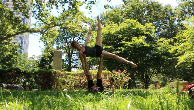 AcroYoga Playtime - Batman and Back Plank London Spin